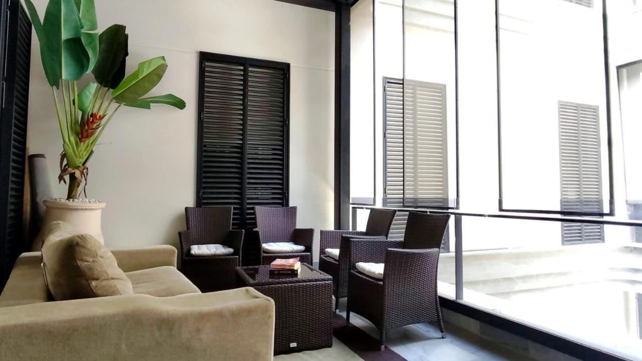 Elegante apartamento con Patio en Centro Historico Siviglia Esterno foto